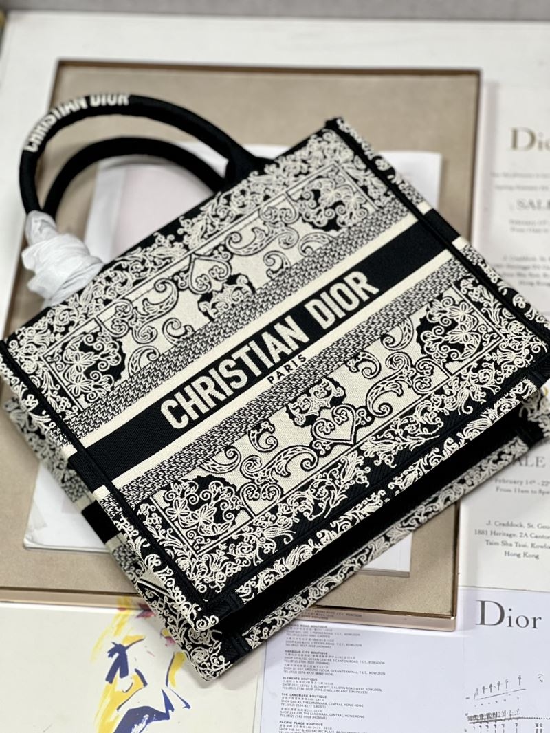 Christian Dior Shopping Bags